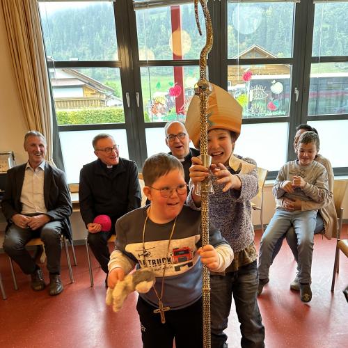 Besuch vom Bischof